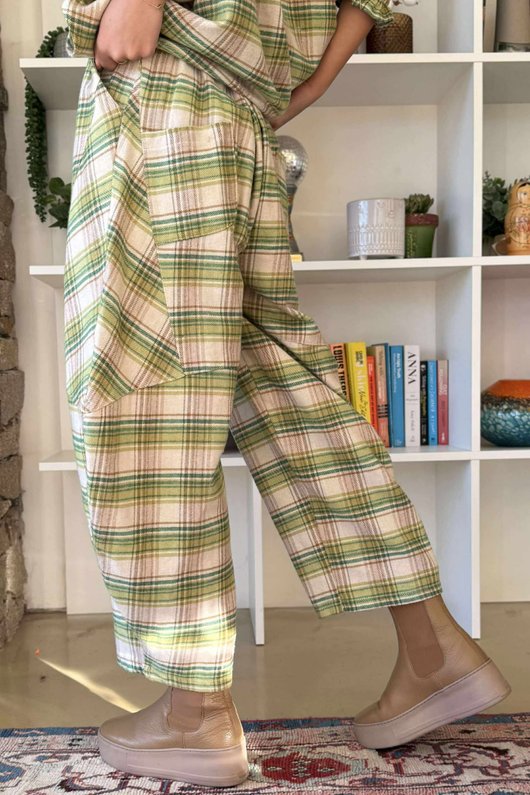 Agnes Plaid Brushed Cotton Barrel Pant Green